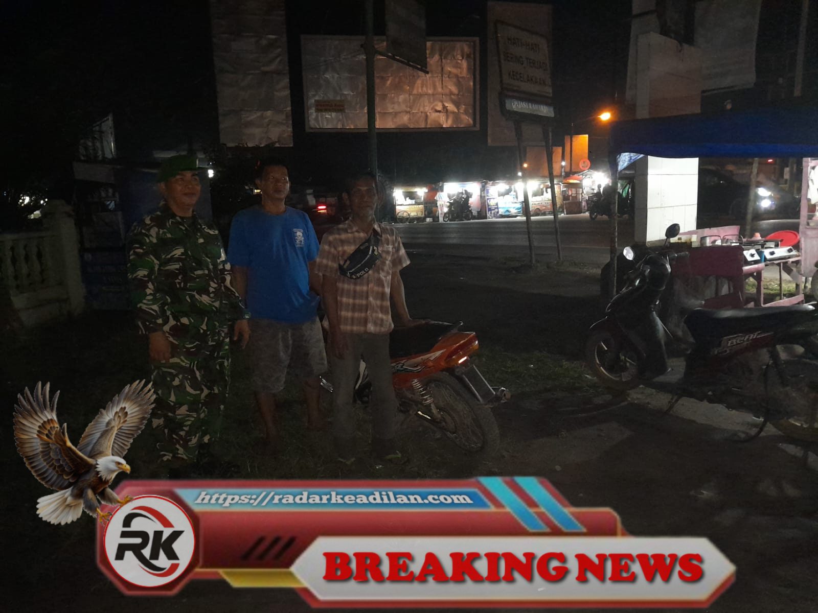 Babinsa dan Masyarakat Tanjung Raja Gencarkan Pengamanan Malam Sabtu