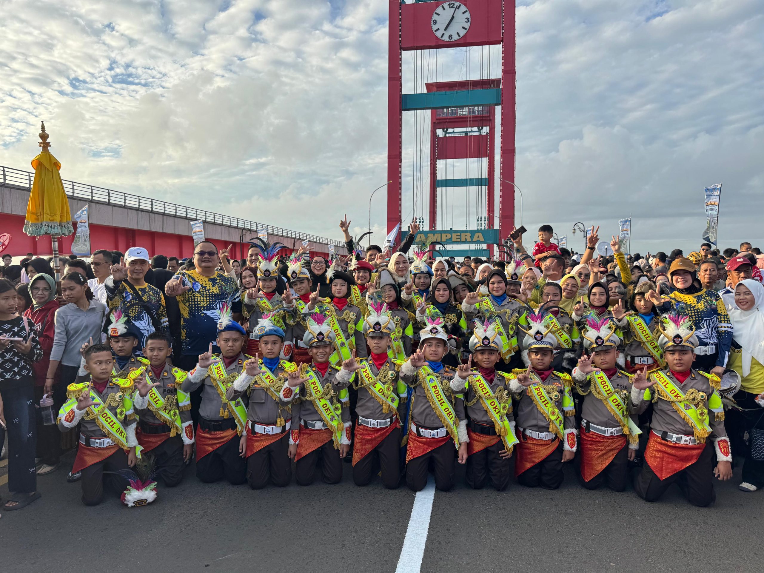 Penampilan Mengagumkan Polisi Cilik Polres OKI Semarakkan Peresmian Car Free Day di Kawasan Jembatan Ampera Palembang