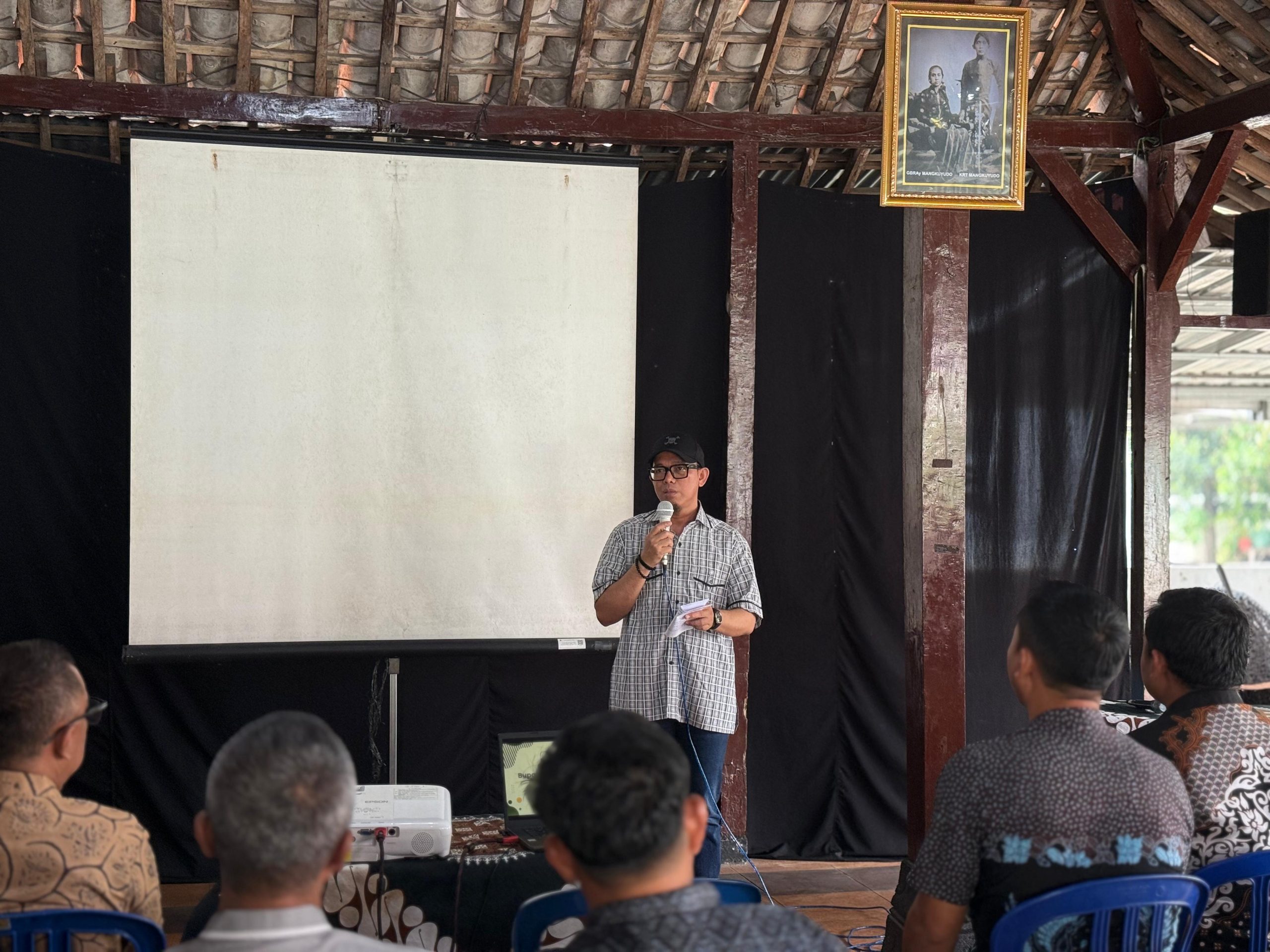Sampah Menjadi Berkah: Pemkab OKU Susun Pengelolaan Terpadu dari Hulu hingga Hilir
